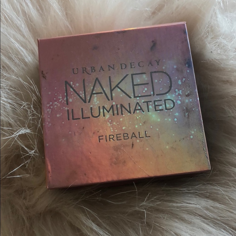 Urban Decay Naked illuminated fireball